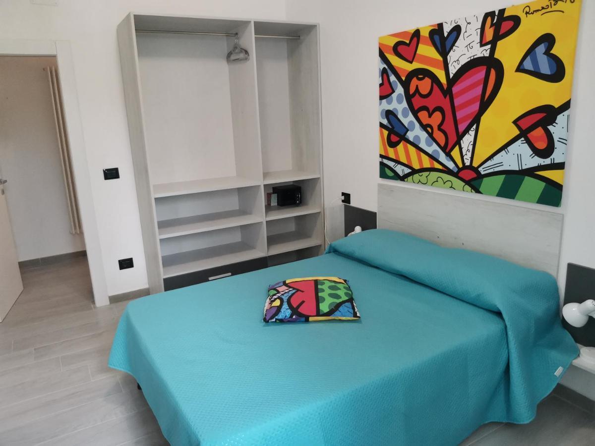 Wonderland Hotel Сан Теодоро Екстериор снимка